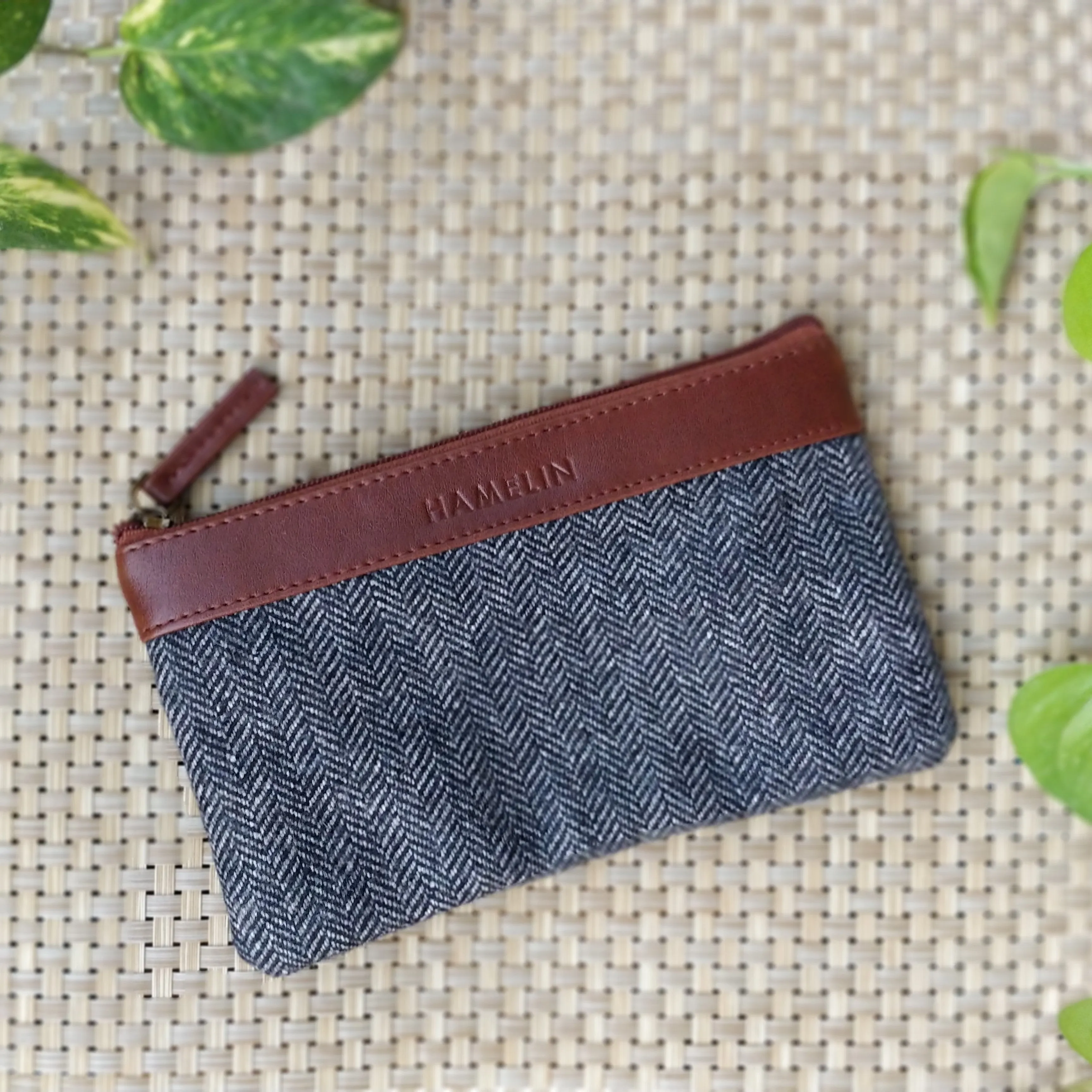 Aria Multi-purpose Pouch (Tweed - Grey Herringbone)